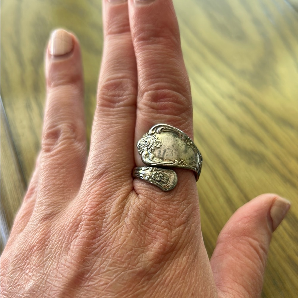 Vintage W Rogers Silver Spoon Ring